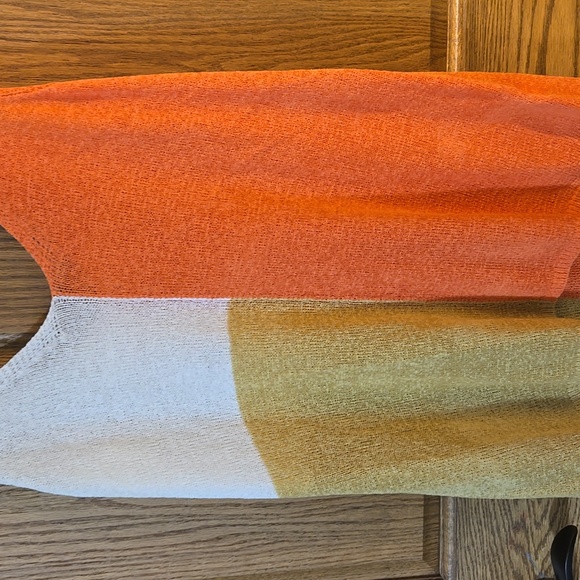 Tank Top - Picture 3 of 4